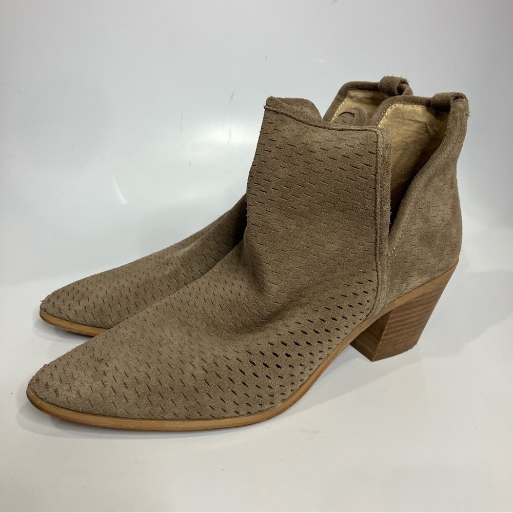 Lucky Brand suede Loria ankle‎ boots tan size 9